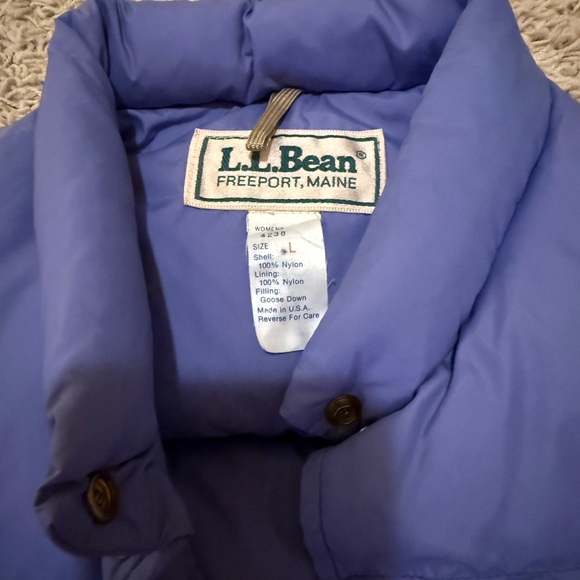 Vintage L.L. Bean Women's Blue Puffer Vest - Picture 2 of 5